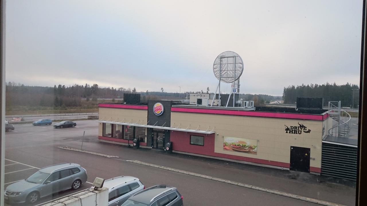 Trestads Restaurang Hotell&Pensionat Vänersborg Exterior foto